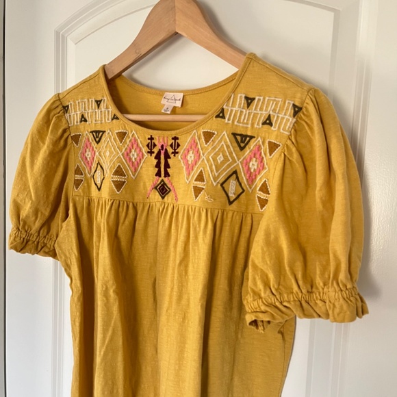 Embroidered Aztec Shirt - Picture 3 of 4